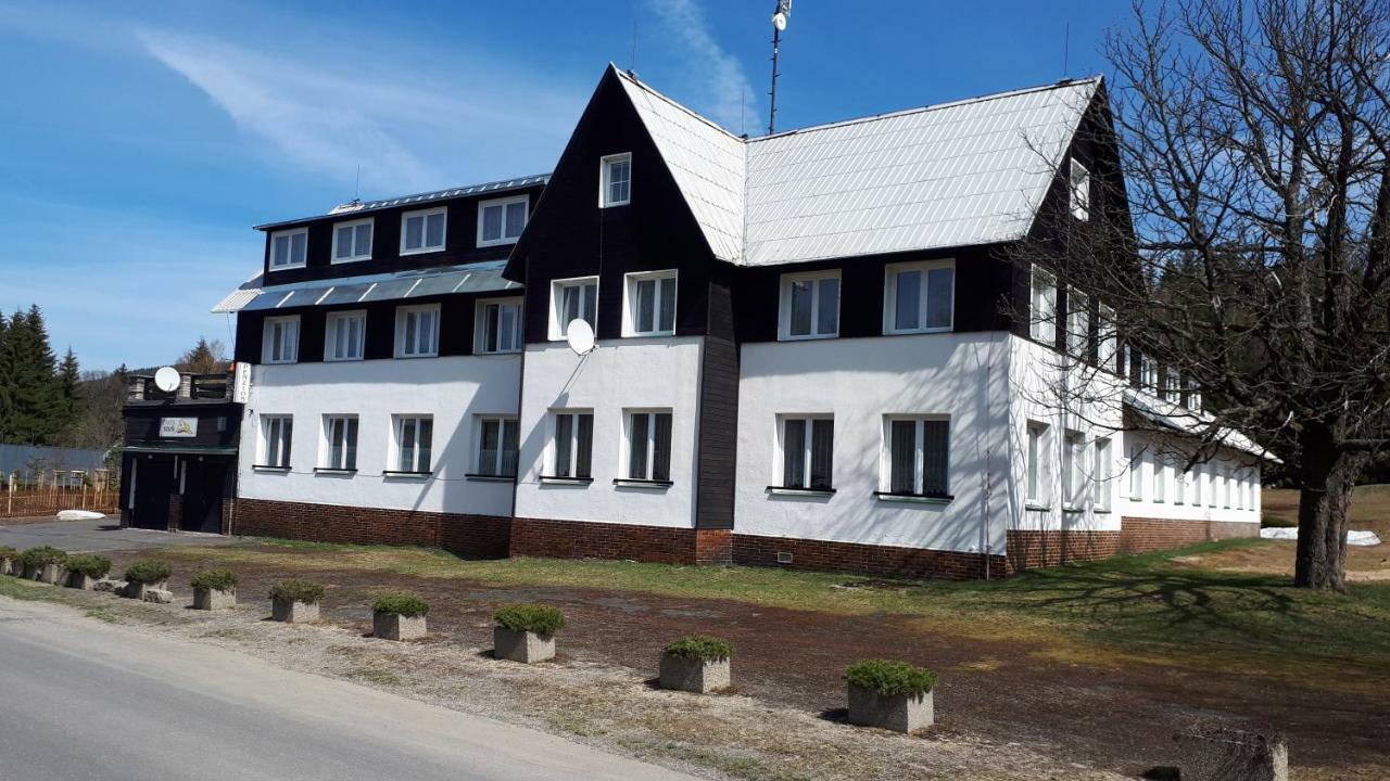 Chata Na Sousi Desná Exterior foto
